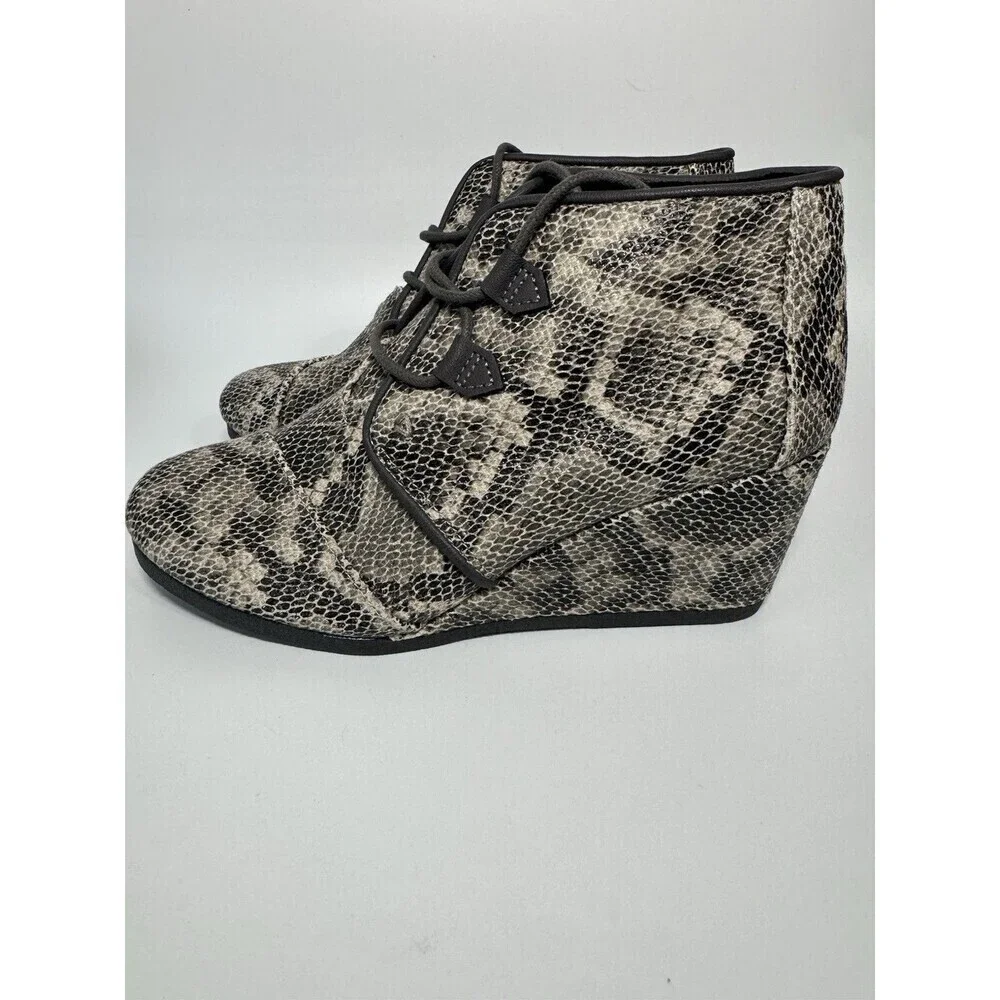 NEW Toms Kala Leather Snakeskin Print Lace Up Wedge Booties Womens 9